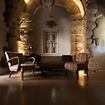 La Divine- Captured By History Inside Palace Loft *