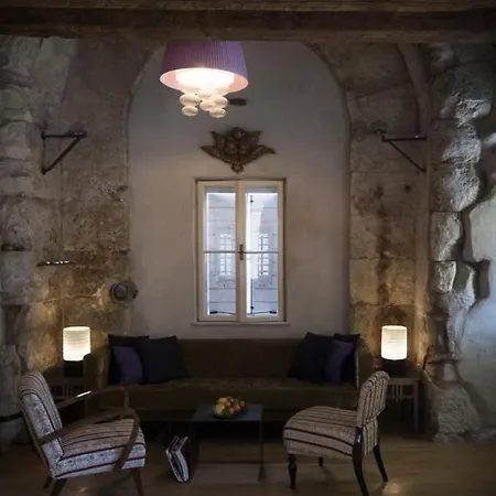 La Divine- Captured By History Inside Palace Loft *