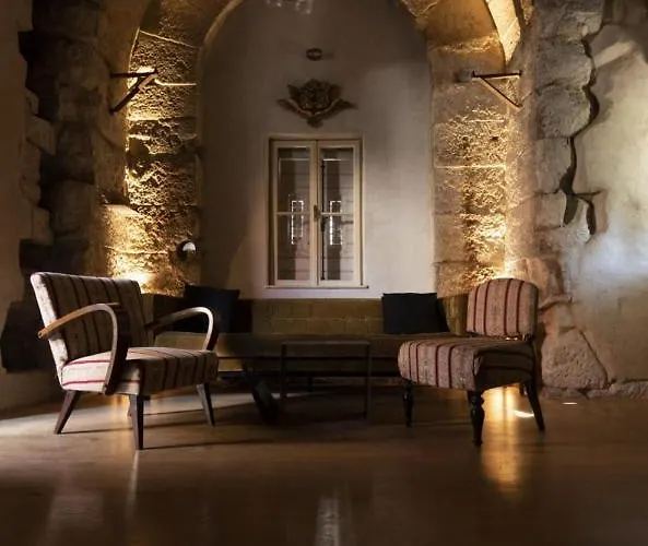 La Divine- Captured By History Inside Palace Loft *